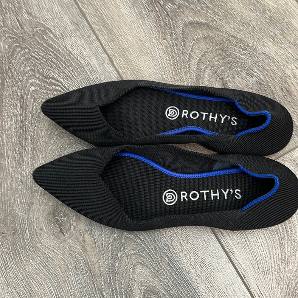 Rothy’s 8.5 pointed shoe